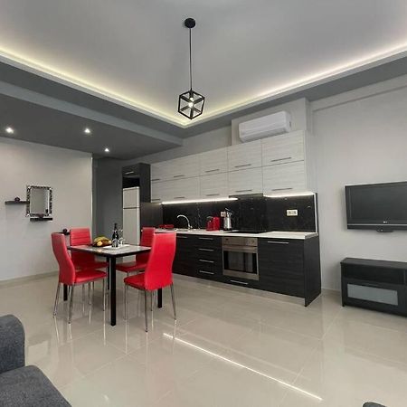 Maxim Deluxe Apartment Nea Alikarnassos מראה חיצוני תמונה