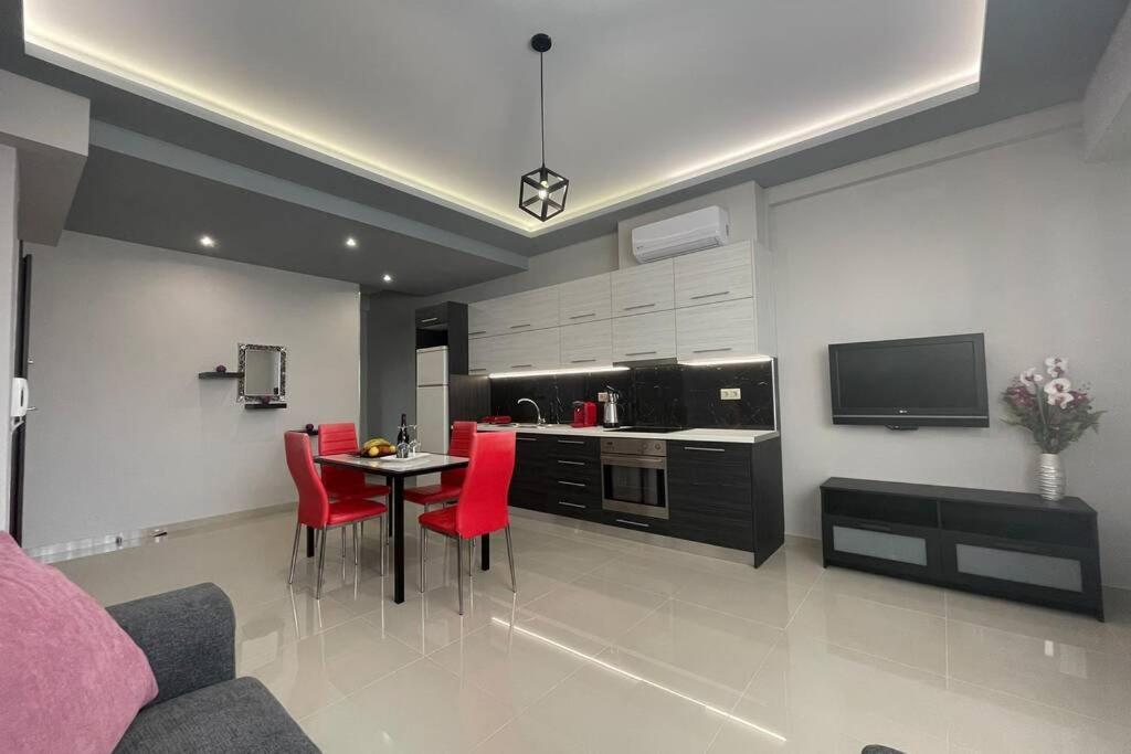 Maxim Deluxe Apartment Nea Alikarnassos מראה חיצוני תמונה